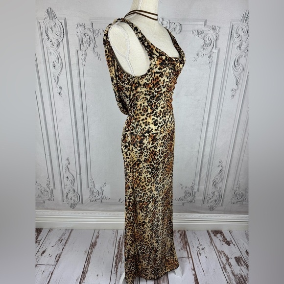 Catwalk Sexy Backless Leopard See Through Cowl Neckline Vacation Beach D… - Picture 3 of 10